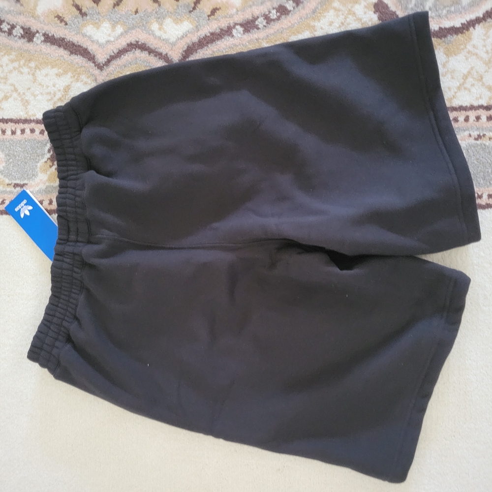 Adidas Men's Black Shorts - Picture 4 of 4